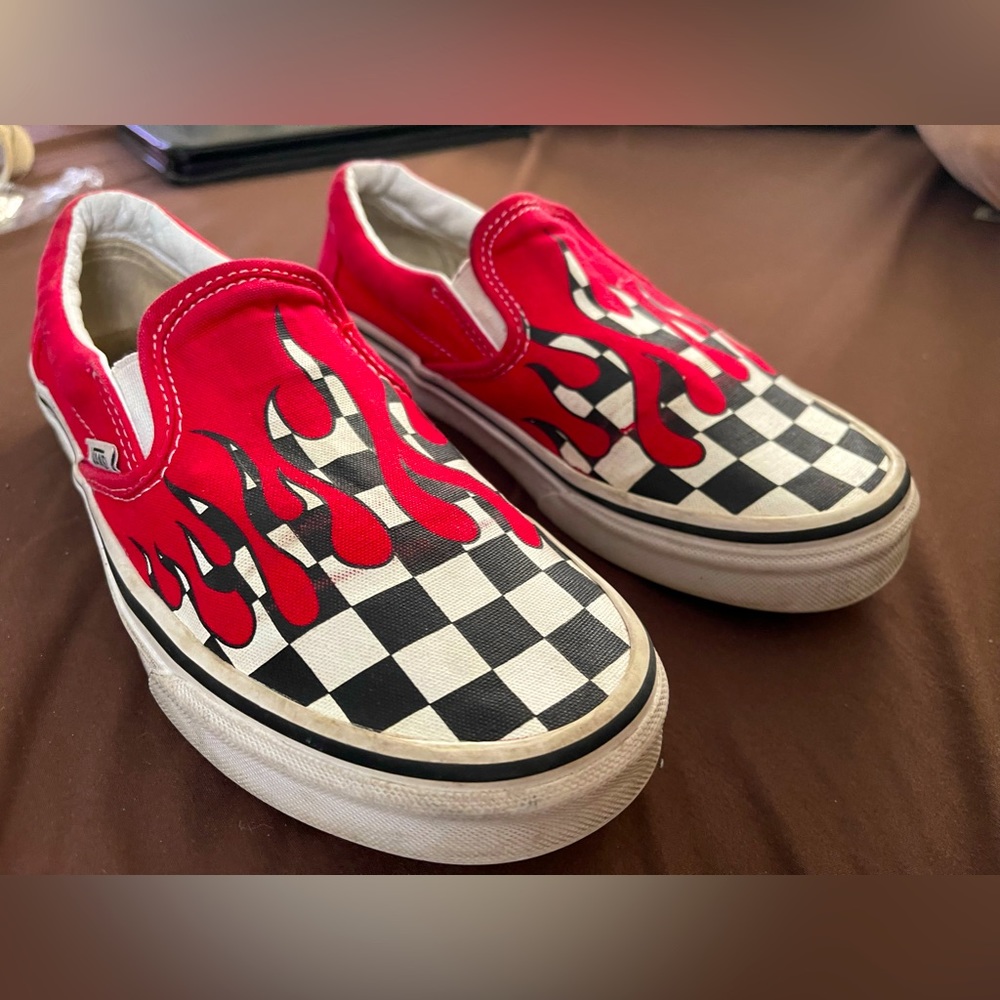 Slip On Red Drip Checker Vans